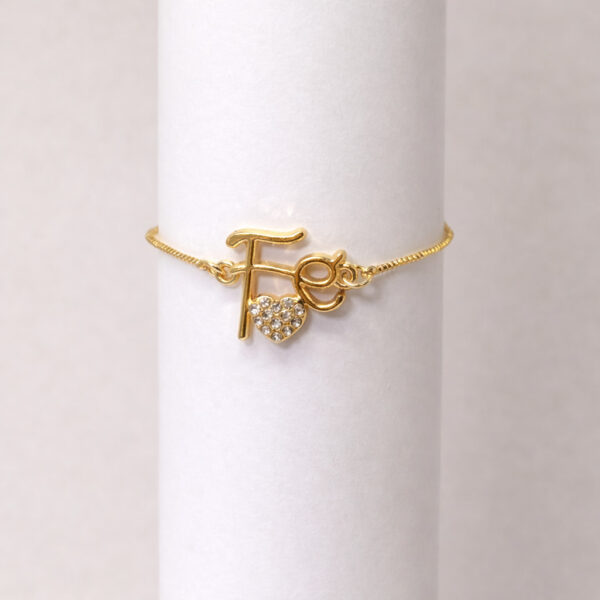 Pulsera Fe Moiras front